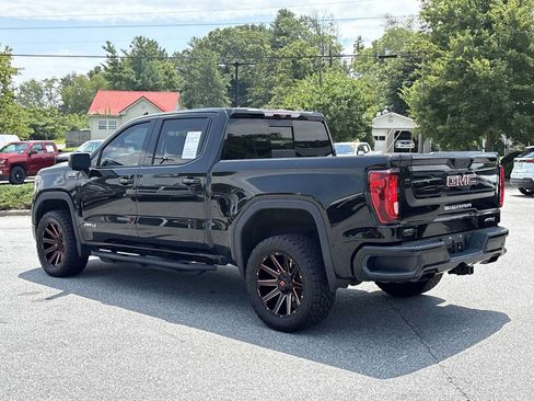 Used 2021 GMC Sierra 1500 AT4 w/ AT4 Value Package AWD/4WD image 8