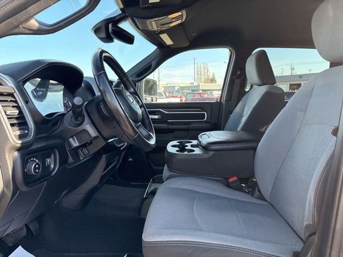 Used 2024 RAM 3500 Big Horn image 26