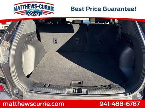 Certified 2021 Ford Escape SE image 13