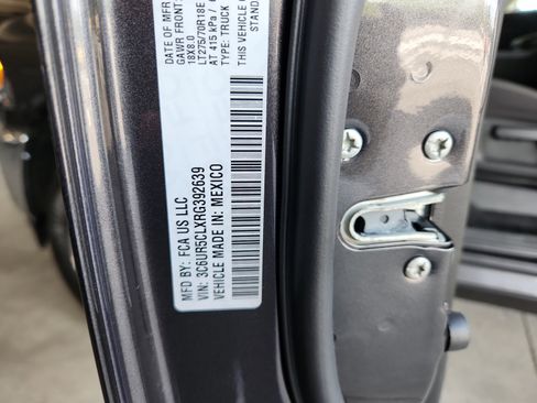 New 2024 RAM 2500 Tradesman w/ Chrome Appearance Group image 25