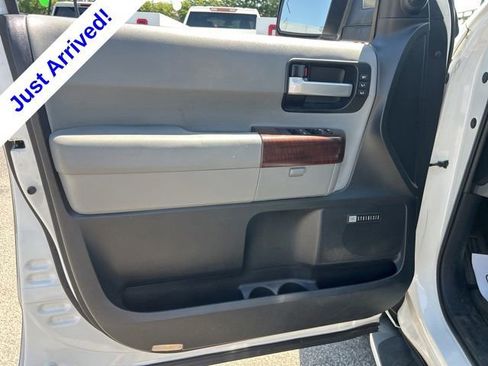 Used 2013 Toyota Sequoia Platinum AWD/4WD image 11