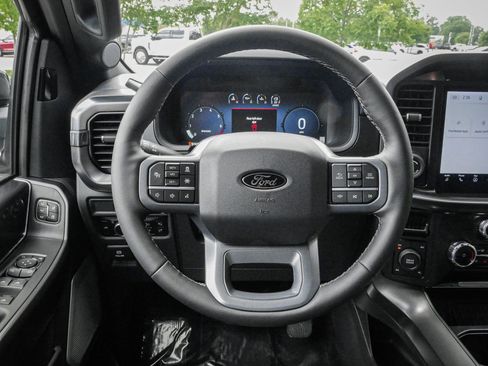 Used 2026 Ford F150 Lariat w/ Equipment Group 502A High AWD/4WD image 18