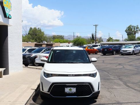 Used 2023 Kia Soul LX w/ Option Group 015 image 16