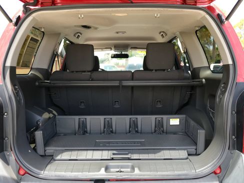Used 2015 Nissan Xterra PRO-4X AWD/4WD image 13