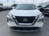Used 2023 Nissan Rogue SV image 2