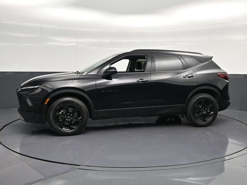 Used 2024 Chevrolet Blazer LT w/ Midnight/Sport Edition FWD image 7