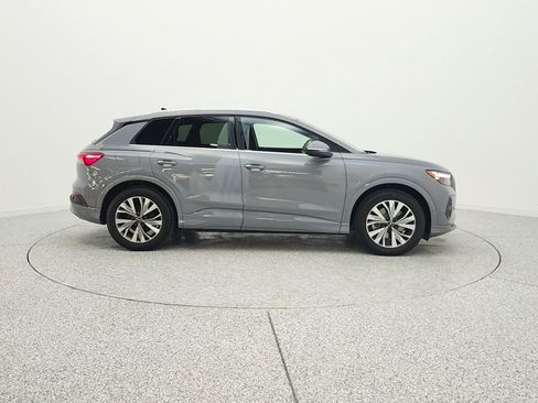 Used 2023 Audi Q4 e-tron Premium Plus w/ Premium Plus image 4