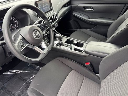 Used 2025 Nissan Sentra SV image 10