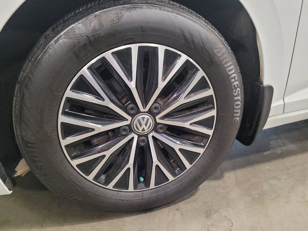 Used 2019 Volkswagen Jetta SEL FWD image 31