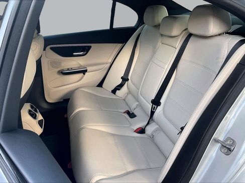 Used 2024 Mercedes-Benz C 300 Sedan image 21