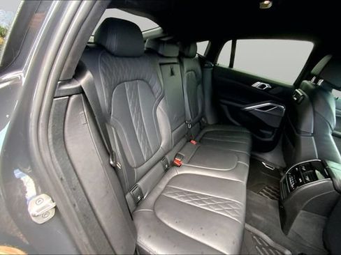 Used 2021 BMW X6 M50i w/ Premium Package AWD/4WD image 19