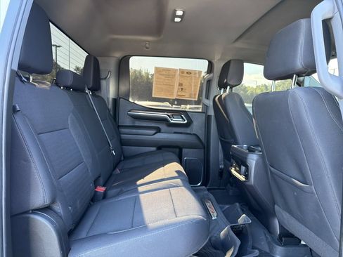 Used 2024 Chevrolet Silverado 1500 LT Trail Boss w/ Protection Package AWD/4WD image 15