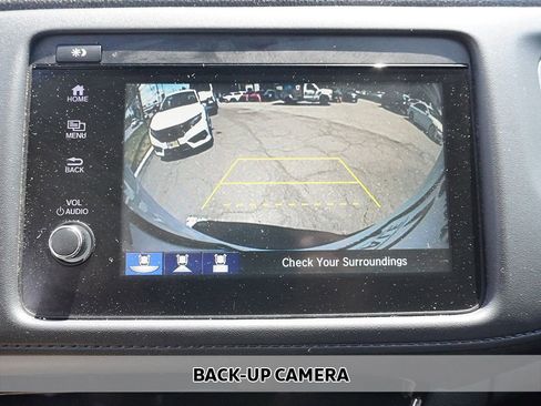 Used 2021 Honda HR-V EX image 6