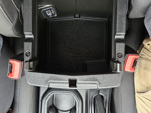 Used 2018 Jeep Wrangler Unlimited Sport S AWD/4WD image 18