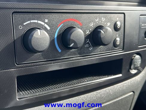 Used 2007 Dodge Ram 1500 Truck ST w/ SXT Group image 7