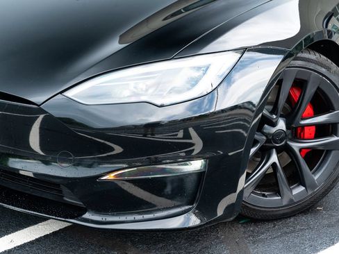 Used 2023 Tesla Model S Plaid AWD/4WD image 3