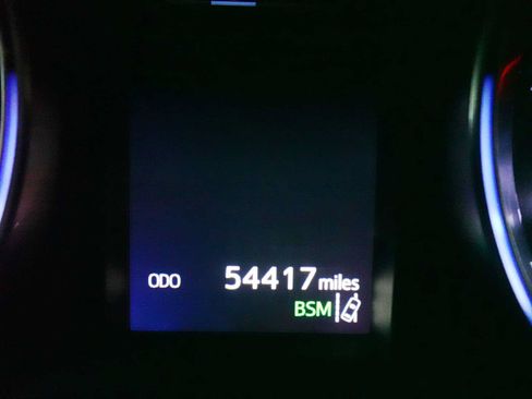 Used 2018 Toyota Highlander XLE AWD/4WD image 20