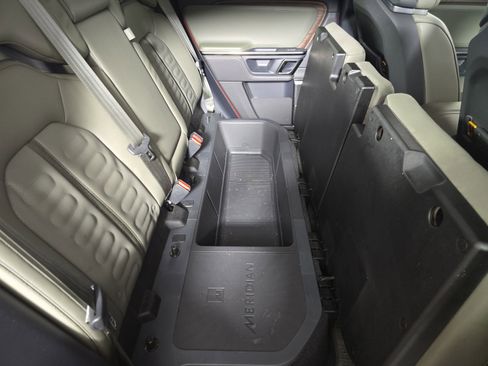 Used 2022 Rivian R1T Launch Edition image 24