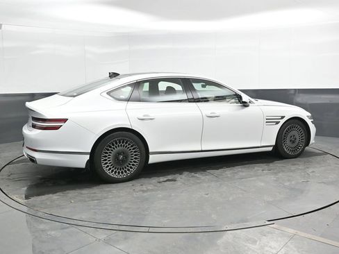 Used 2022 Genesis G80 2.5T w/ Advanced Package image 3