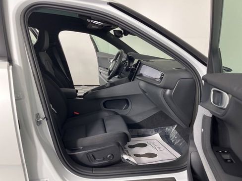 Used 2022 Polestar Polestar 2 w/ Plus Package image 37