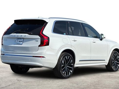 Used 2026 Volvo XC90 T8 Plus w/ Protection Package Premier image 2