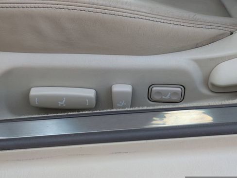 Used 2002 Lexus SC 430 Convertible RWD image 18