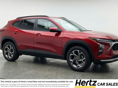 Used 2025 Chevrolet Trax LT