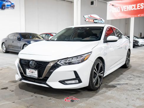Used 2022 Nissan Sentra SR FWD image 3