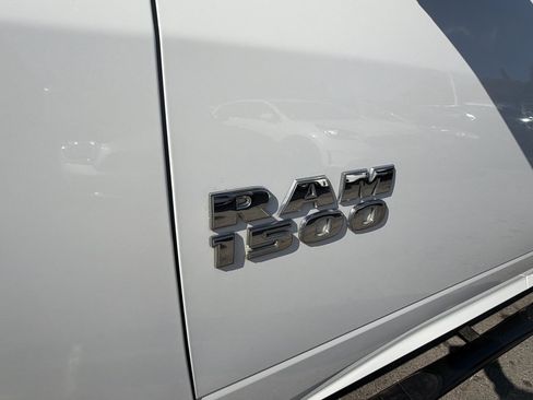 Used 2018 RAM 1500 ST w/ SXT Appearance Group AWD/4WD image 7