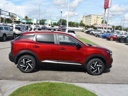 New 2027 Nissan Kicks SV FWD image 14