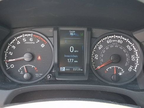 Used 2023 Toyota Tacoma SR AWD/4WD image 16