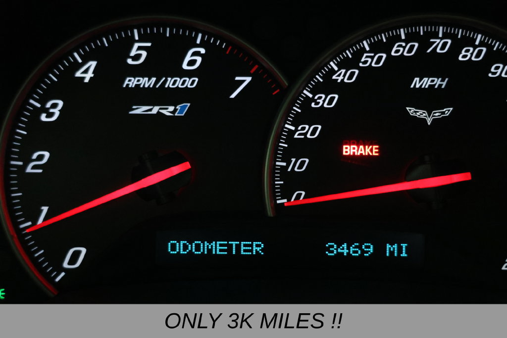 Used 2010 Chevrolet Corvette ZR1 w/ Preferred Equipment Group RWD image 7