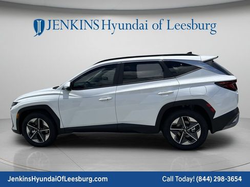 New 2026 Hyundai Tucson SEL FWD image 8