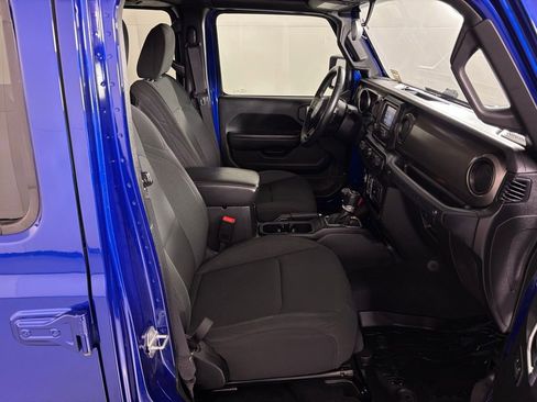 Used 2019 Jeep Wrangler Unlimited Sport S AWD/4WD image 39