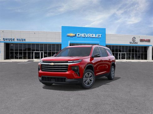 New 2026 Chevrolet Traverse LT w/ Driver Confidence Package image 8