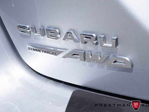 Used 2024 Subaru Crosstrek 2.0i Premium AWD/4WD image 4