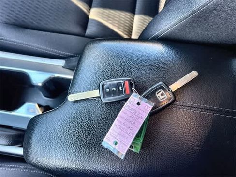 Used 2015 Honda Accord Sport image 21