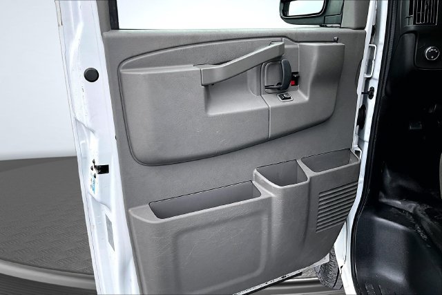 Used 2020 Chevrolet Express 2500 w/ Driver Convenience Package RWD image 20