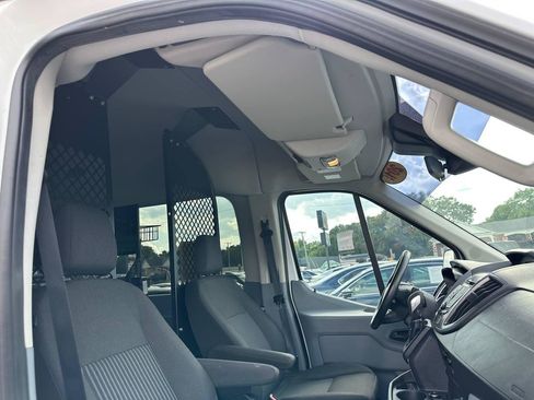 Used 2015 Ford Transit 150 XLT RWD image 24