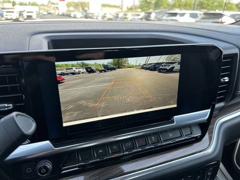 New 2026 Chevrolet Silverado 1500 LT image 17