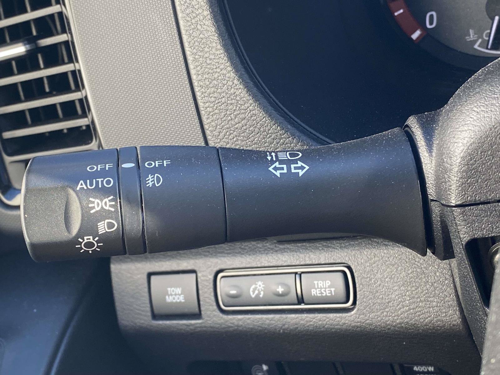 Used 2024 Nissan Frontier Pro-X w/ Pro Convenience Package RWD image 31