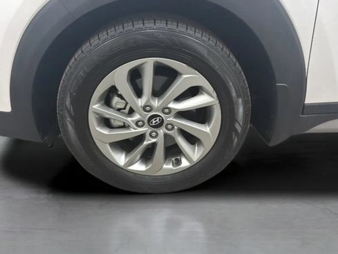 Used 2017 Hyundai Tucson SE w/ SE Popular Package 02 FWD image 27