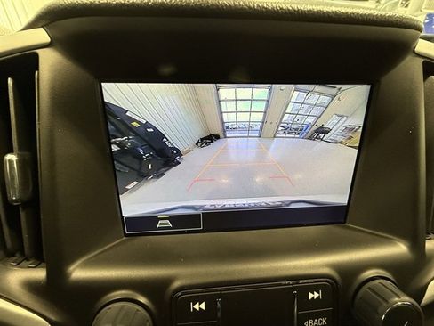 Used 2024 GMC Terrain SLT image 41