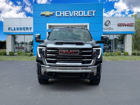 Certified 2025 GMC Sierra 2500 SLT w/ SLT Premium Package AWD/4WD image 9