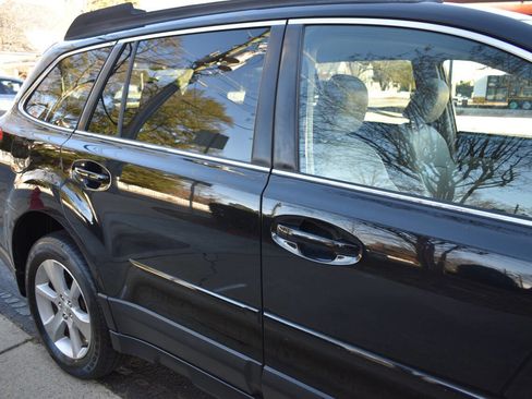 Used 2013 Subaru Outback 2.5i Limited image 33