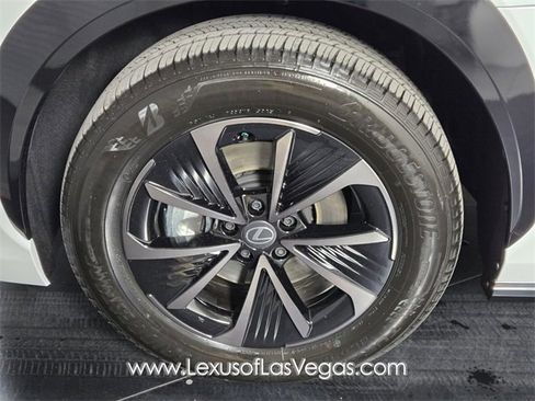 New 2026 Lexus RZ 450e AWD image 9