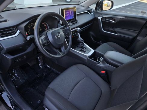 Certified 2025 Toyota RAV4 XLE FWD image 8