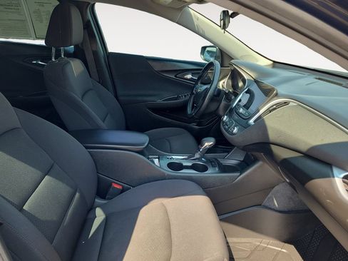 Used 2023 Chevrolet Malibu RS w/ LPO, Floor Liner Package FWD image 15