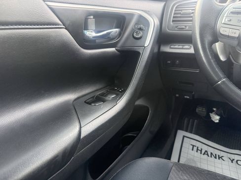 Used 2018 Nissan Altima 2.5 SR FWD image 29