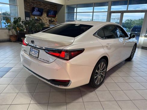 Used 2021 Lexus ES 250 w/ Premium Package AWD/4WD image 15